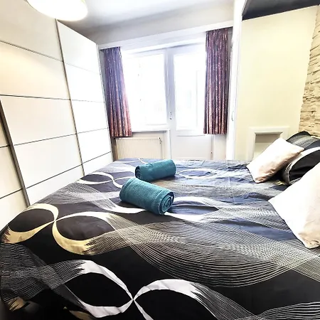 Apartament Superbe A A Partir De 36 Par Nuit